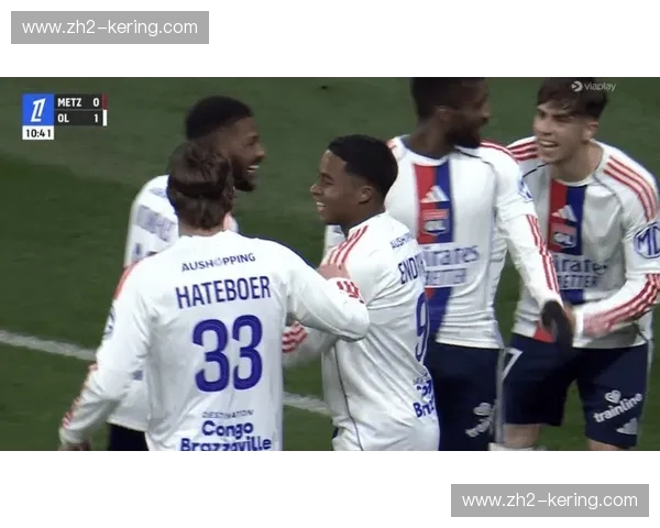 恩德里克停赛作壁上观 里昂攻击线依赖托利索后排插上 恩德里克停赛作壁上观 里昂攻击线依赖托利索后排插上